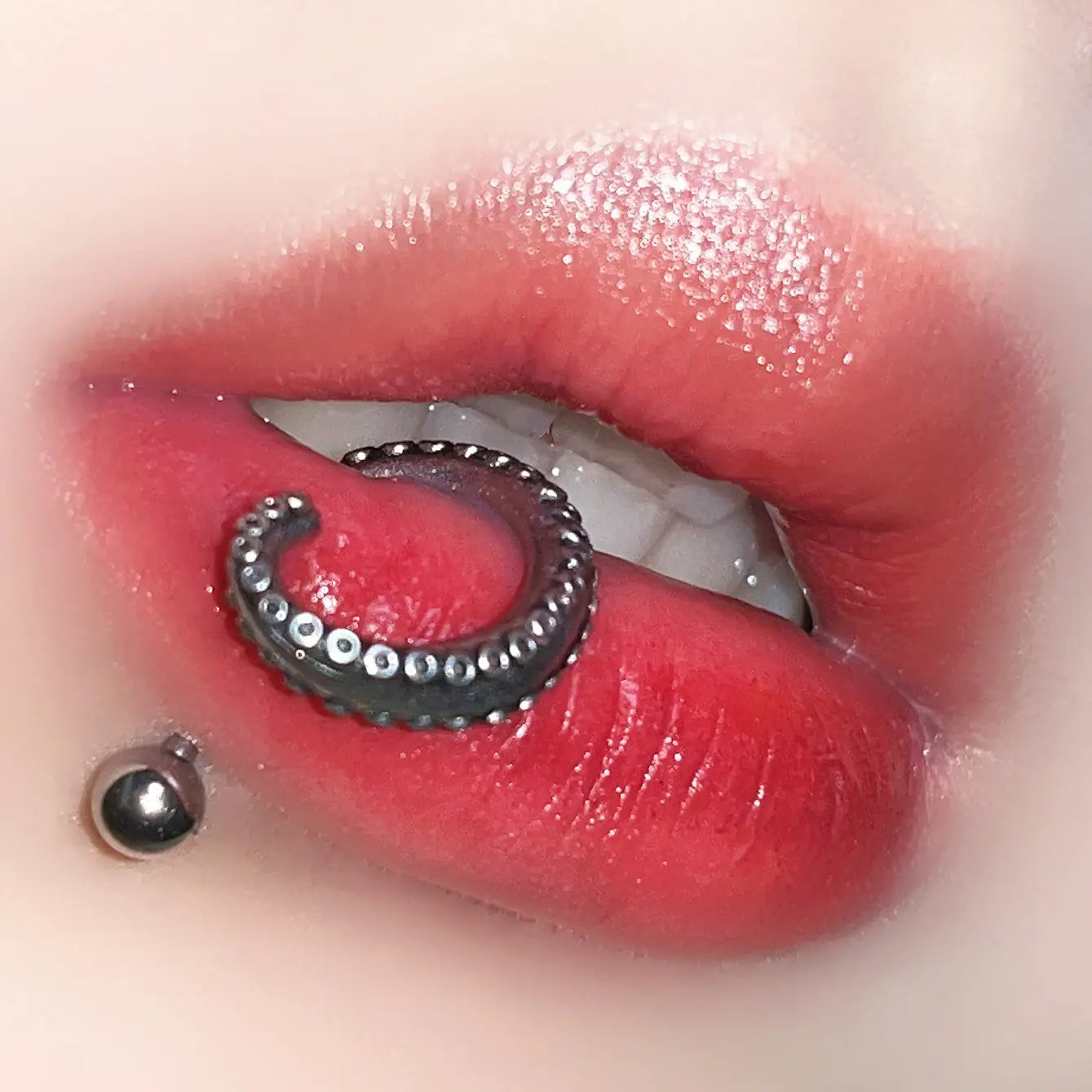 Titanium Steel Tentacle Lip Ring - Punk Piercing Jewelry